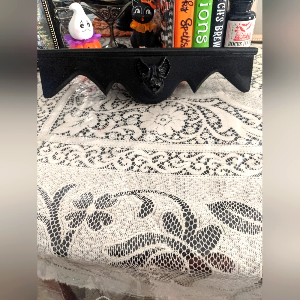 Rare Halloween Black Bat Gothic Corner Shelf Floating Dark Academia Vamp